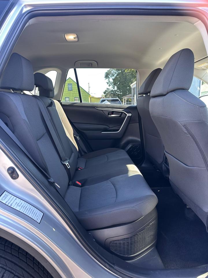 Toyota RAV4 photo 20