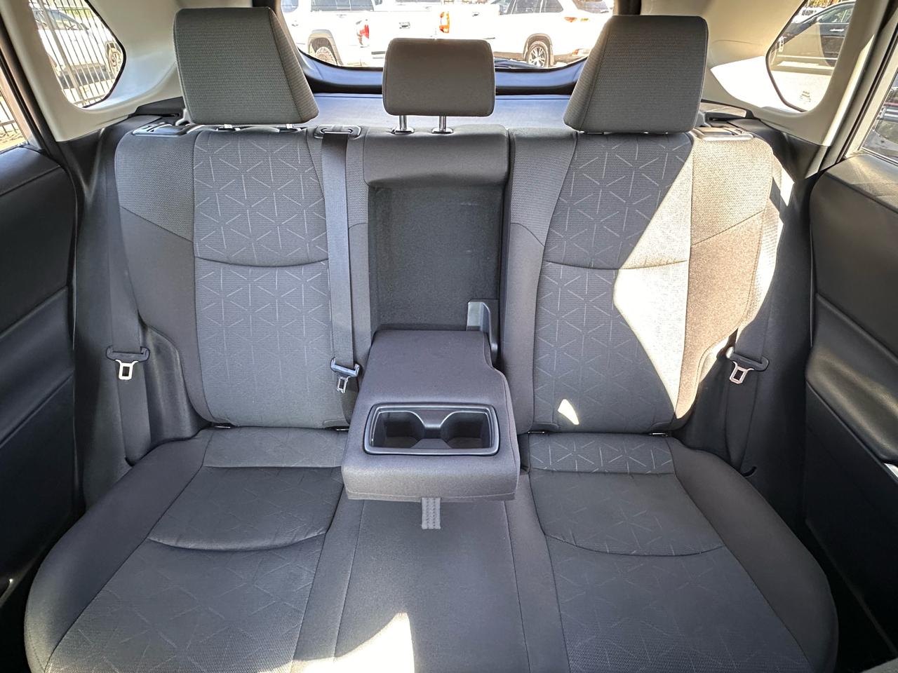 Toyota RAV4 photo 22