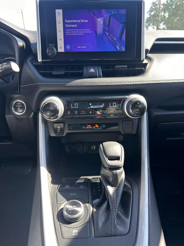 Toyota RAV4 photo 28