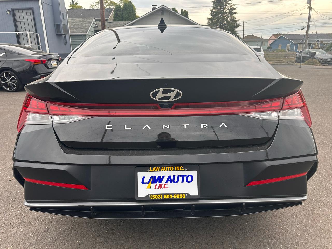 Hyundai Elantra photo 6