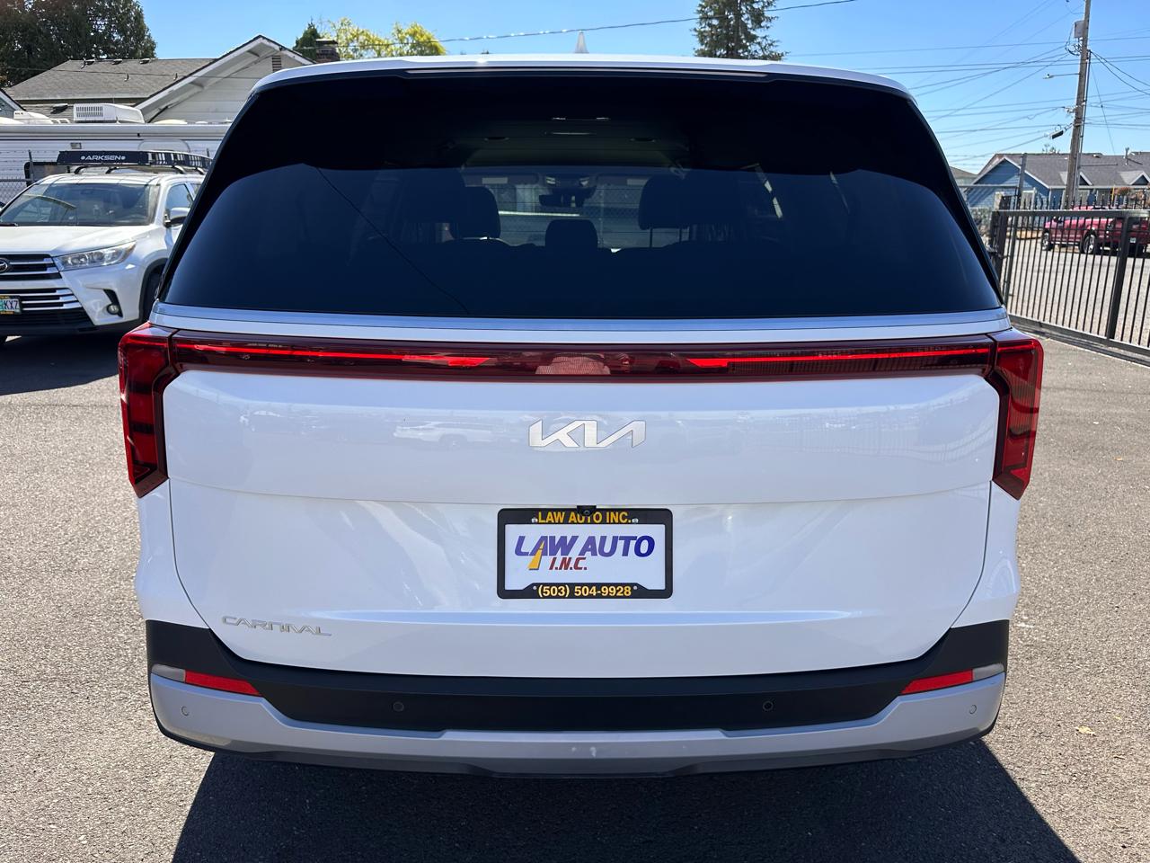 Kia Carnival photo 6