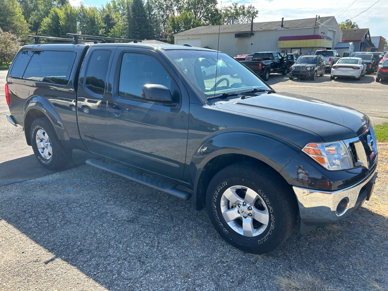 Nissan Frontier SV V6 King Cab 4WD 2011 Nissan Frontier SV V6 King Cab 4WD 2011