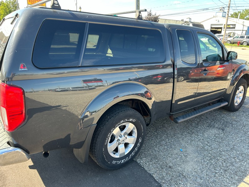 Nissan Frontier SV V6 King Cab 4WD 2011 Nissan Frontier SV V6 King Cab 4WD 2011