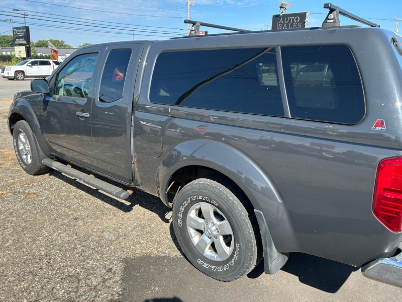Nissan Frontier SV V6 King Cab 4WD 2011 Nissan Frontier SV V6 King Cab 4WD 2011