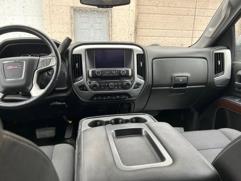 GMC Sierra 1500 SLE Crew Cab Long Box 4WD 2015