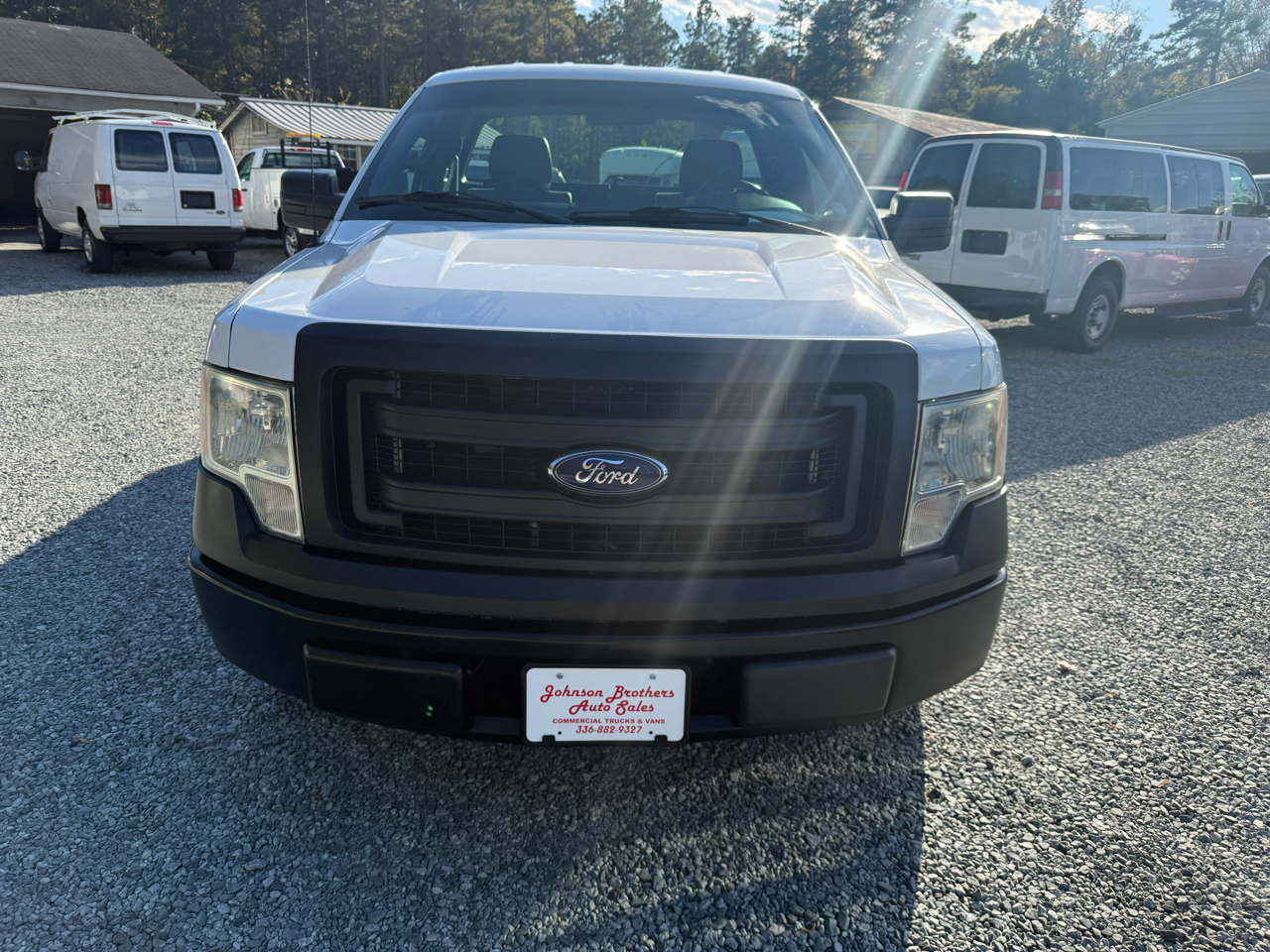 Ford F-150 2WD Reg Cab 141" XL 2014 Ford F-150 2WD Reg Cab 141" XL 2014