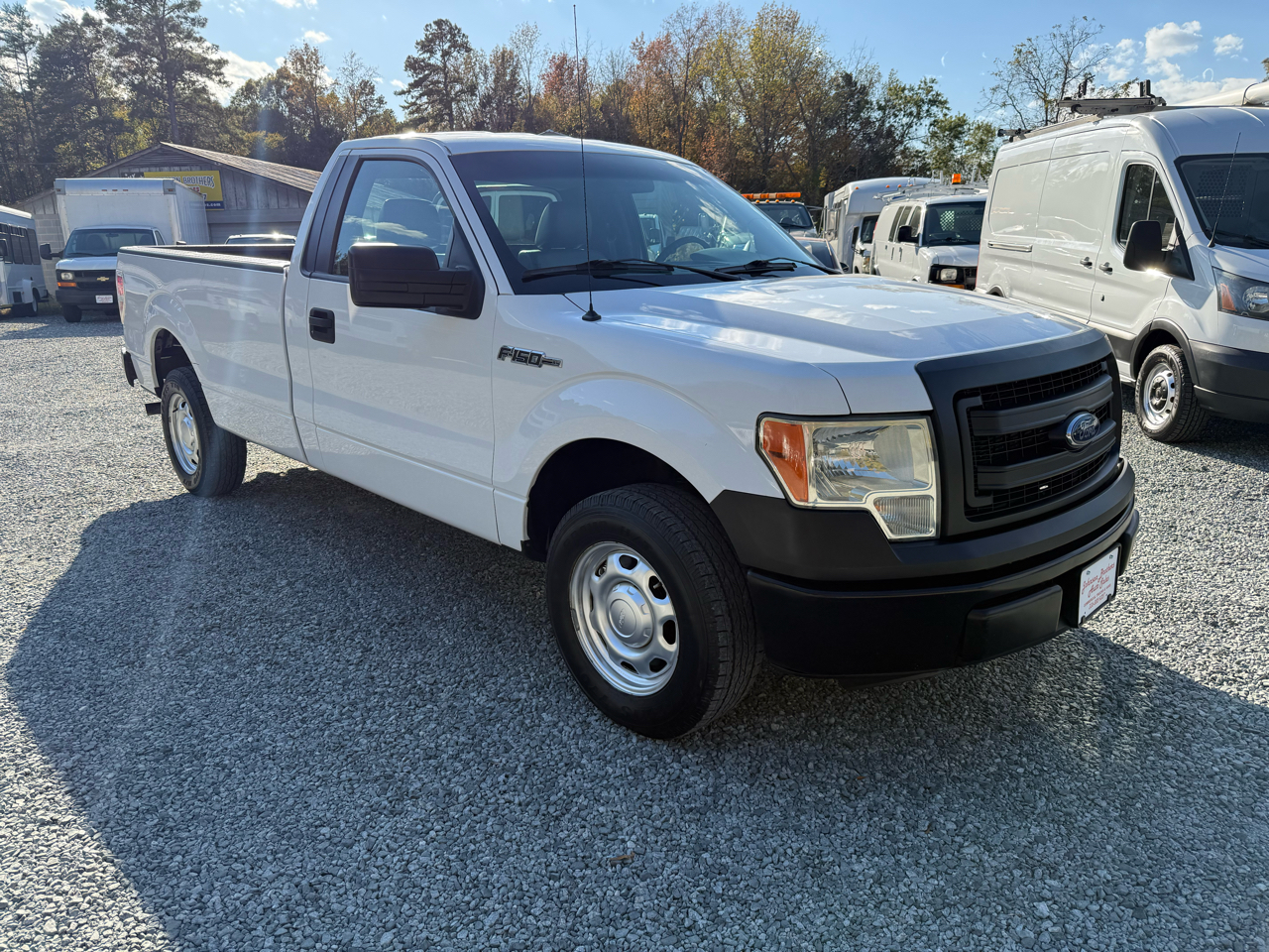 Ford F-150 2WD Reg Cab 141" XL 2014 Ford F-150 2WD Reg Cab 141" XL 2014