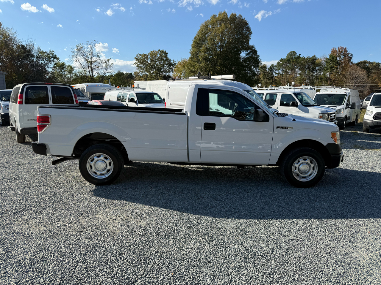 Ford F-150 2WD Reg Cab 141" XL 2014 Ford F-150 2WD Reg Cab 141" XL 2014