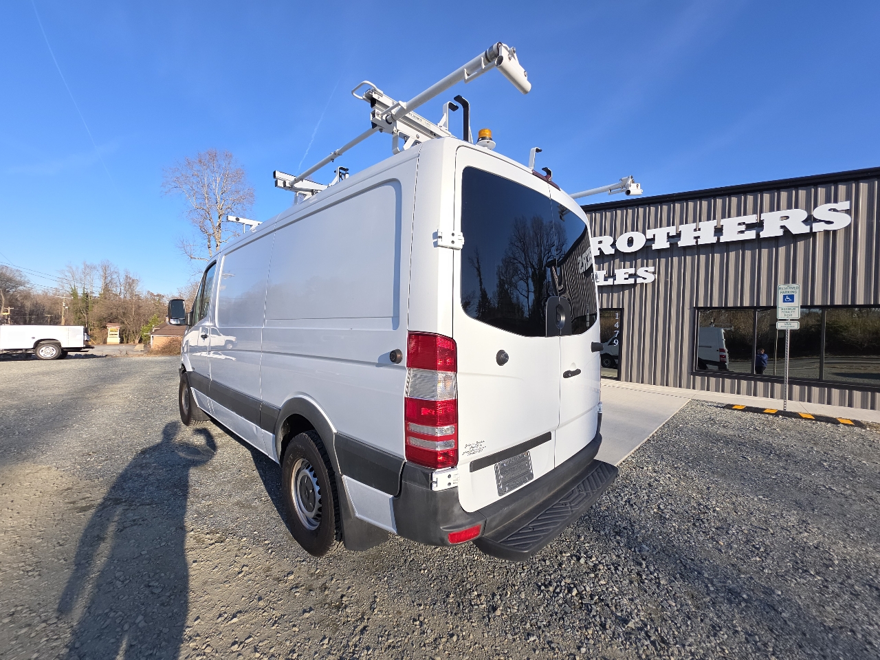 Mercedes-Benz Sprinter 2500 High Roof 144-in. WB 2012