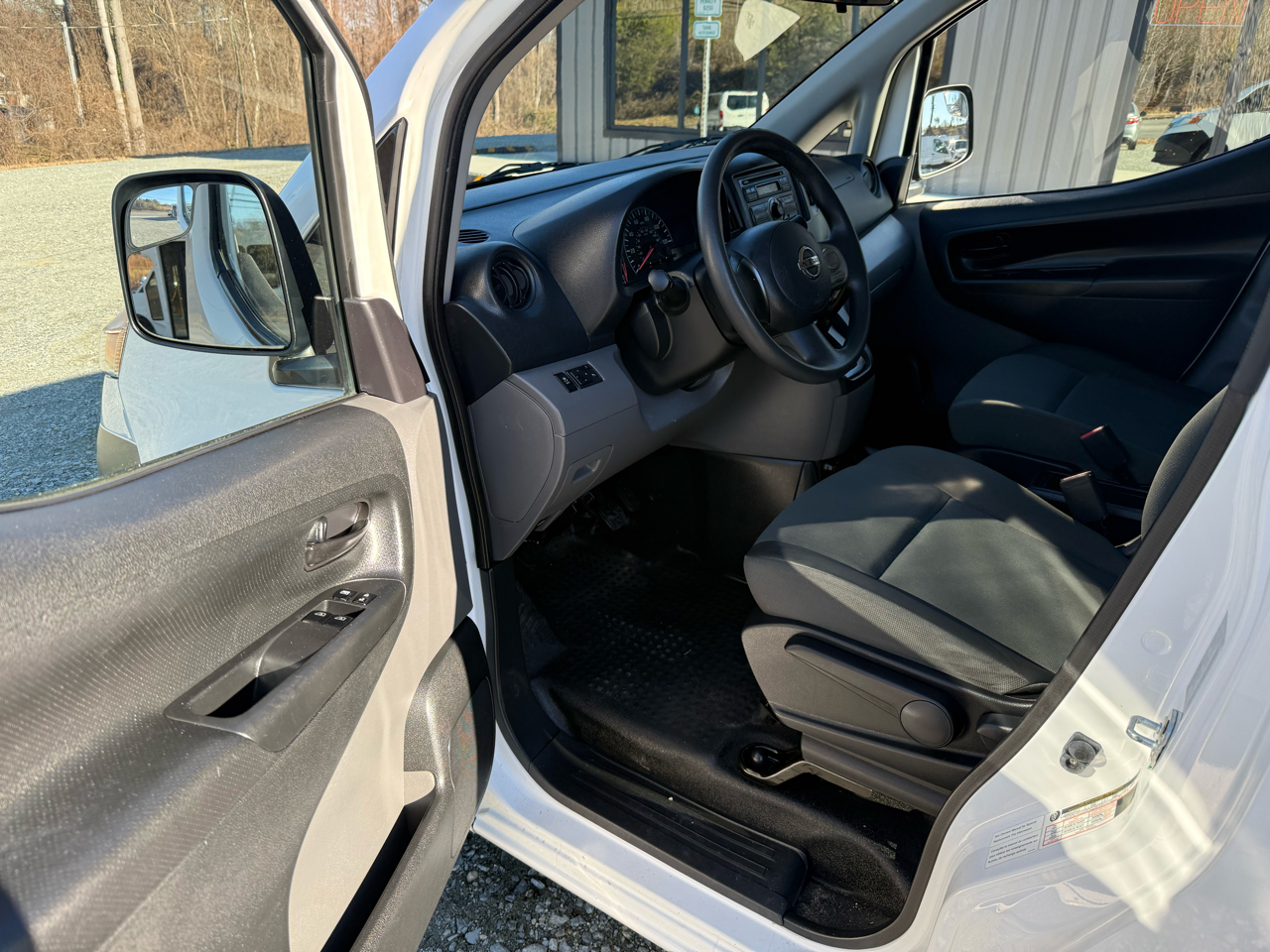 Nissan NV200 SV 2015