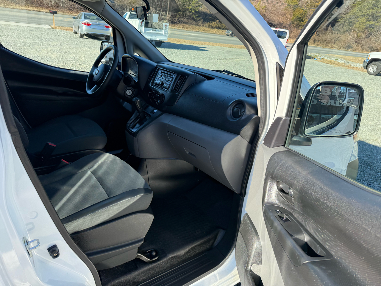 Nissan NV200 SV 2015