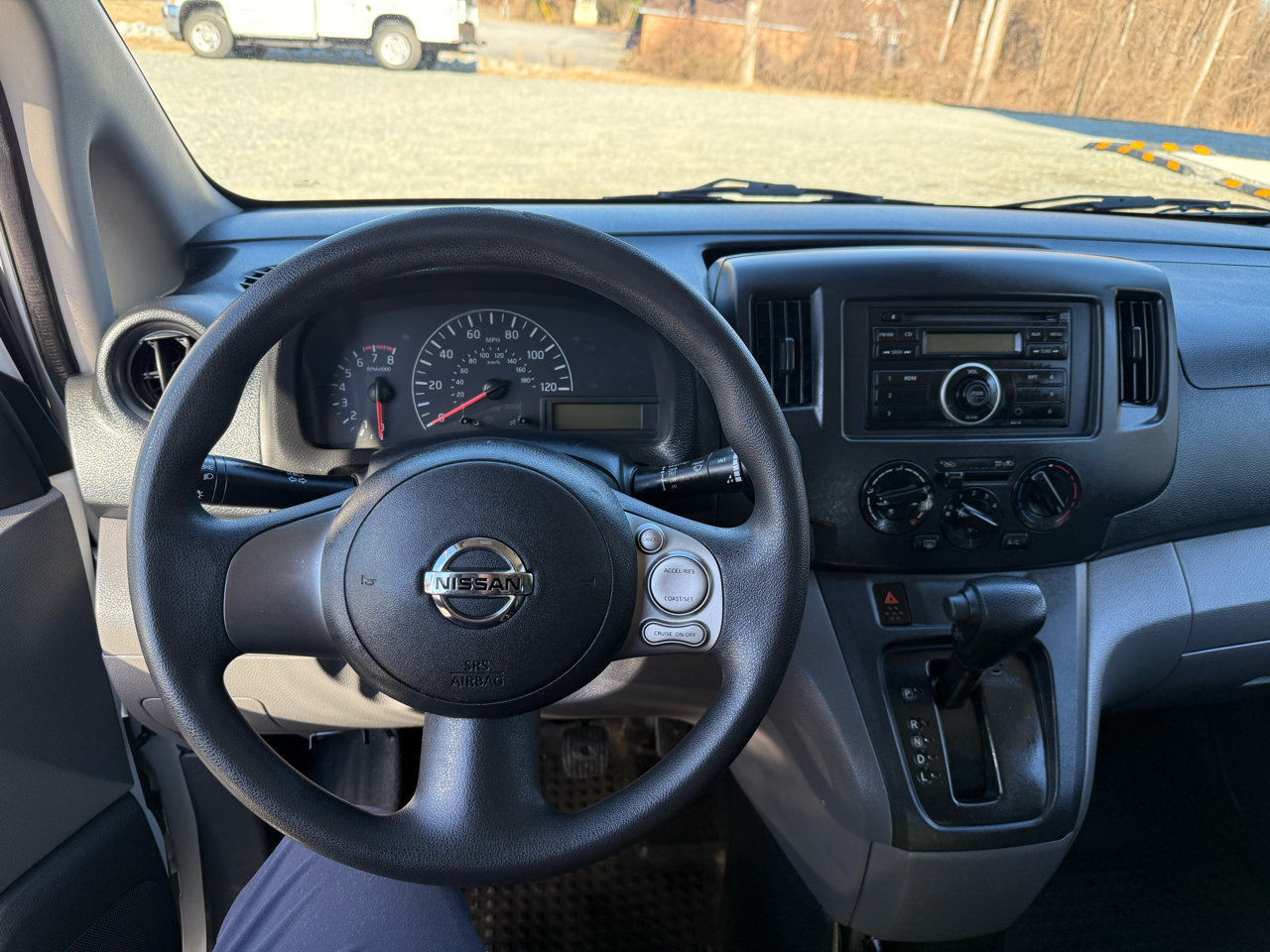 Nissan NV200 SV 2015