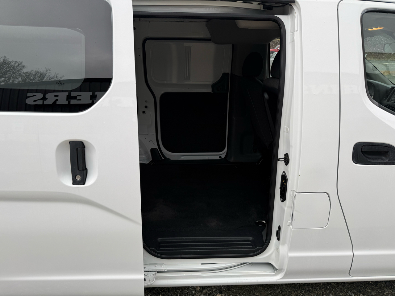 Nissan NV200 SV 2015