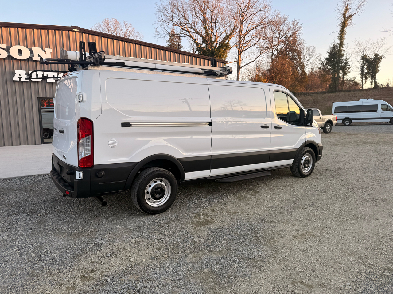 Ford Transit 150 Van Low Roof w/Sliding Pass. 130-in. WB 2020