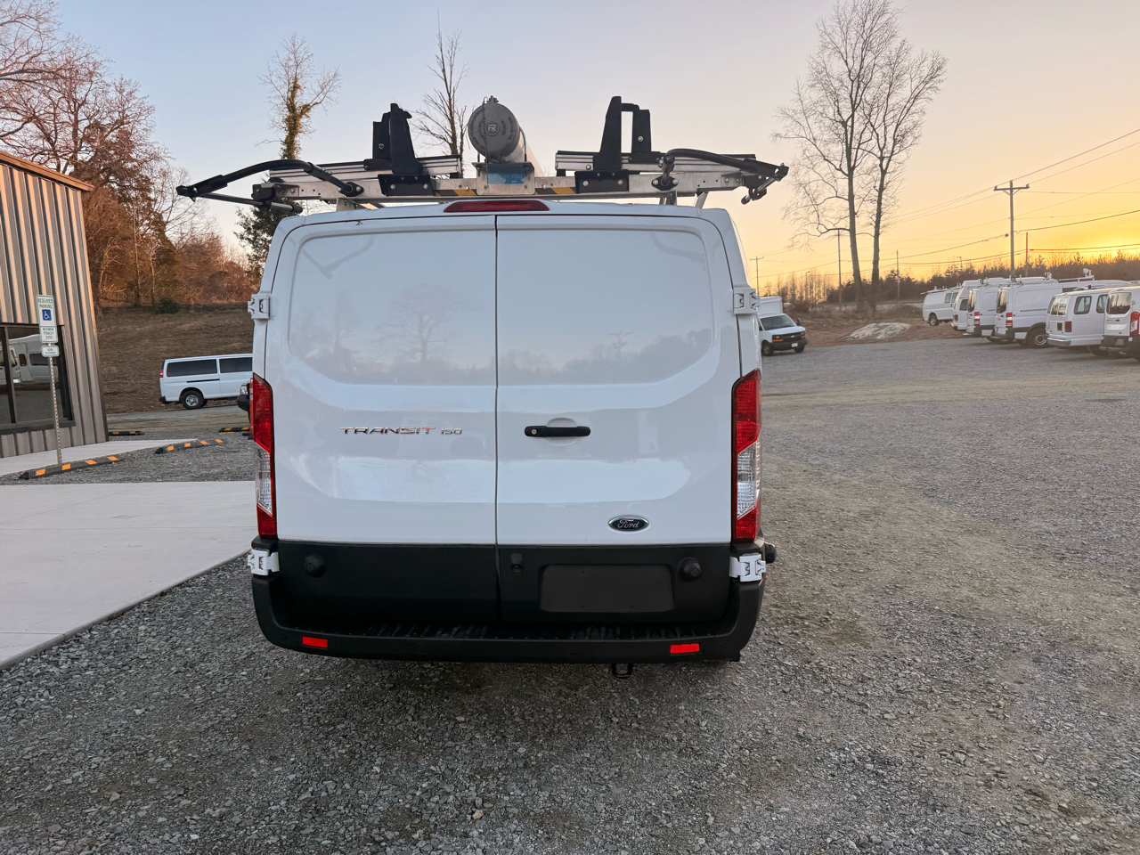 Ford Transit 150 Van Low Roof w/Sliding Pass. 130-in. WB 2020