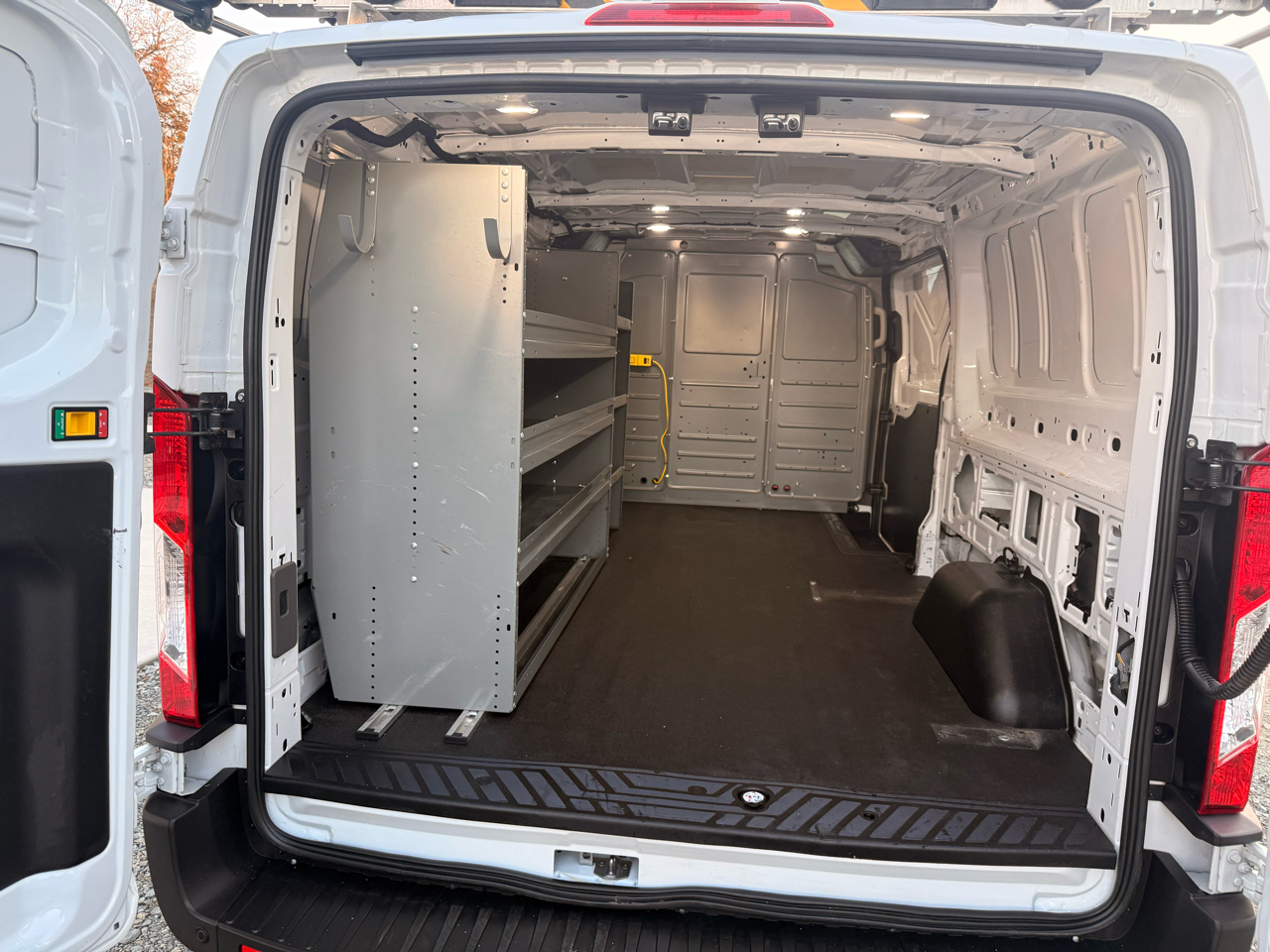Ford Transit 150 Van Low Roof w/Sliding Pass. 130-in. WB 2020