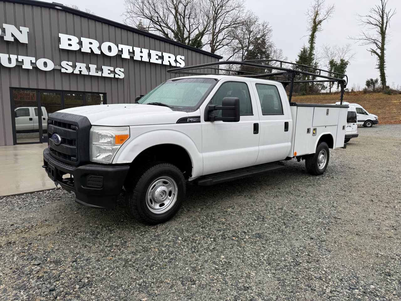 Ford F-250 SD XL Crew Cab LWB 4WD 2015