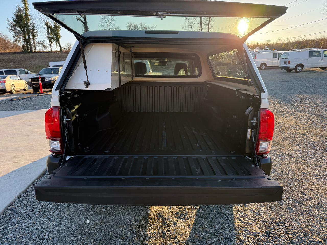 Toyota Tacoma SR5 Access Cab I4 6AT 2WD 2021