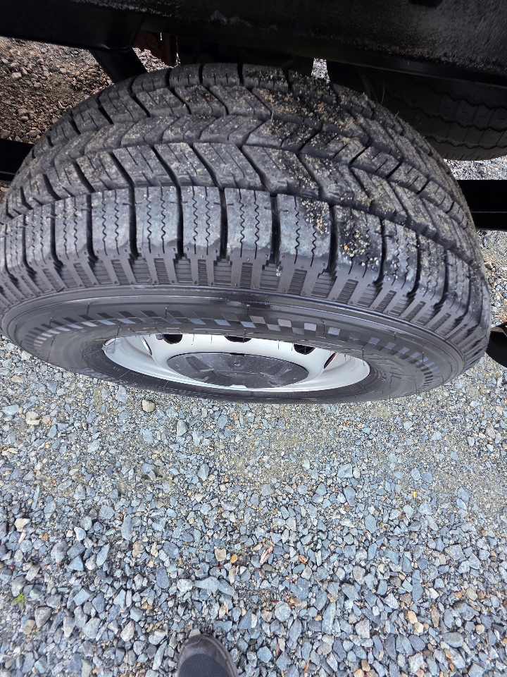 Ford Transit 150 Van Low Roof w/Sliding Pass. 130-in. WB 2020