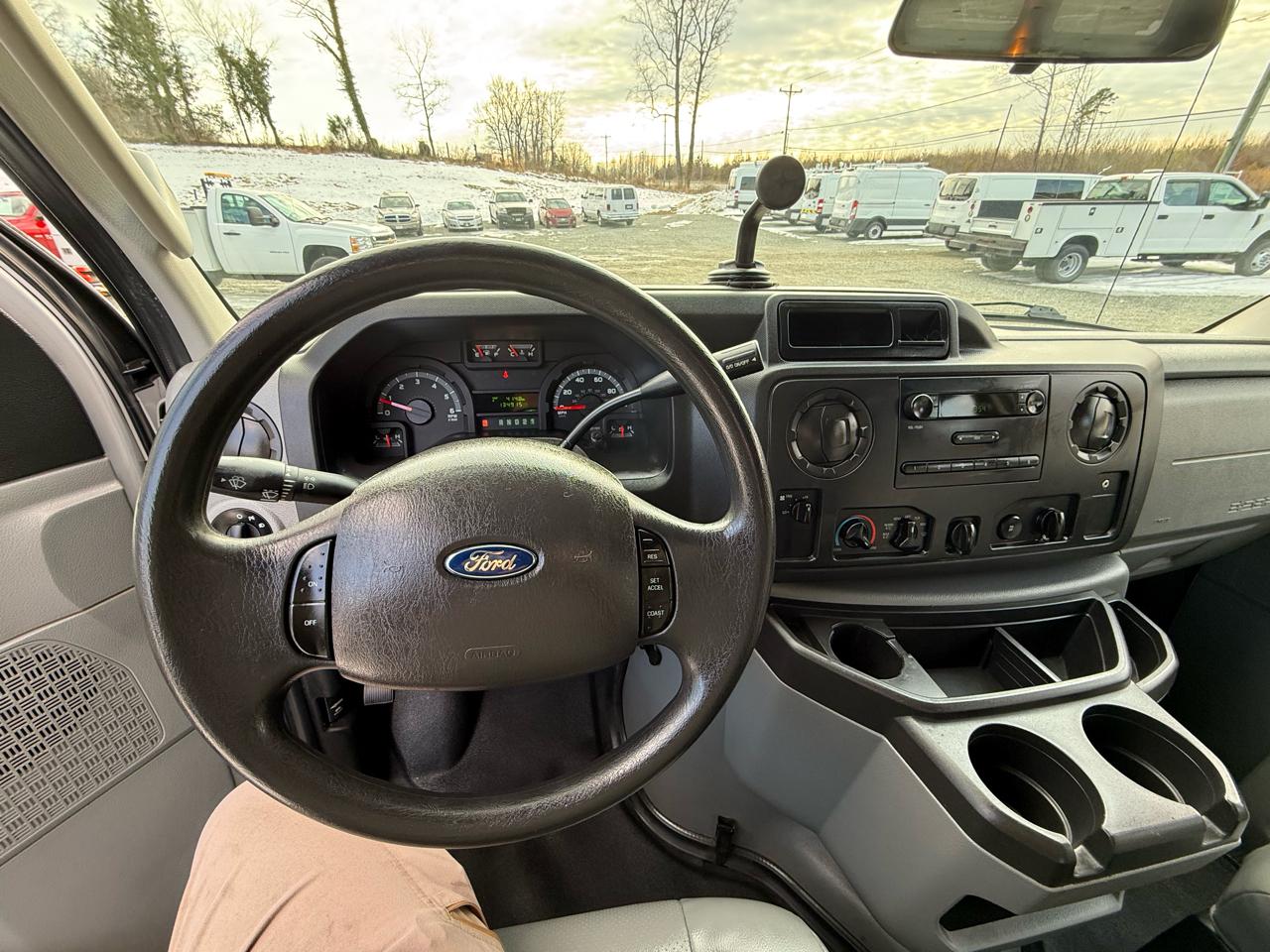 Ford Econoline E-250 2014