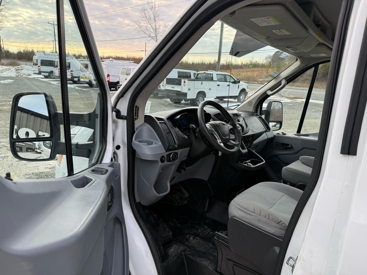 Ford Transit T-350 HD DRW 2017