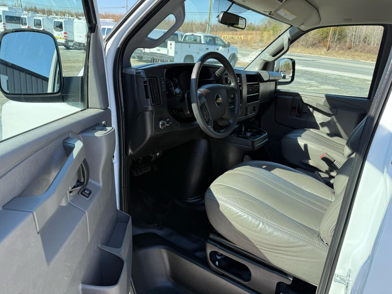 Chevrolet Express LS 3500 2019