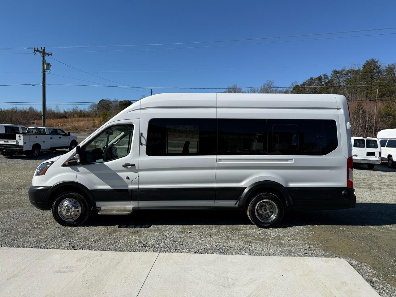 Ford Transit T-350 HD Wagon DRW 2019
