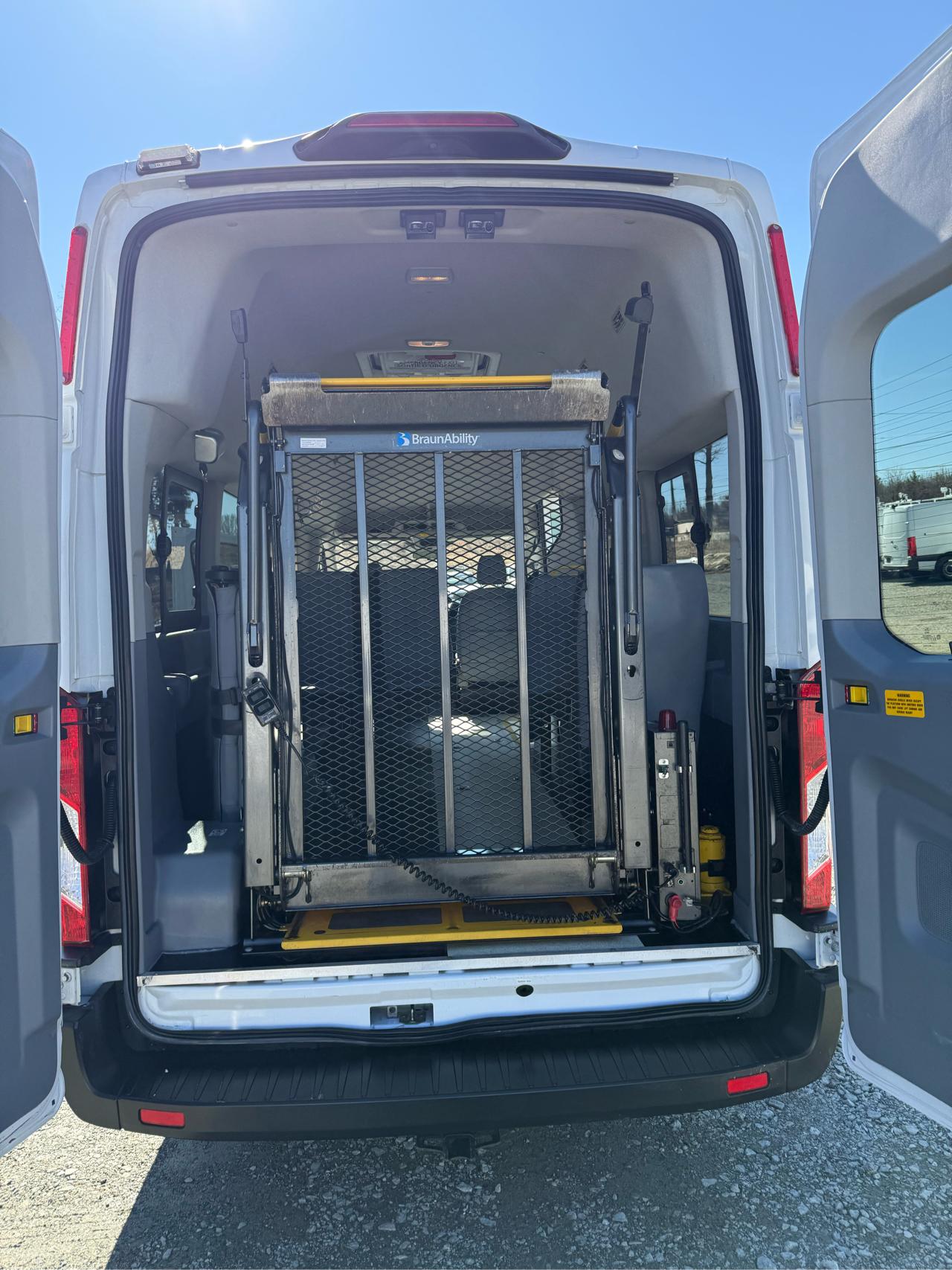 Ford Transit T-350 HD Wagon DRW 2019
