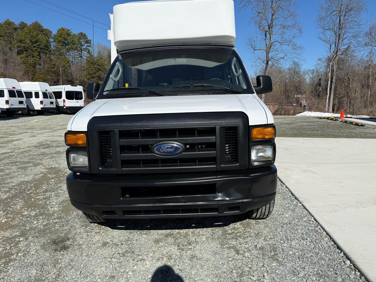 Ford Econoline E-350 Super Duty Extended 2010