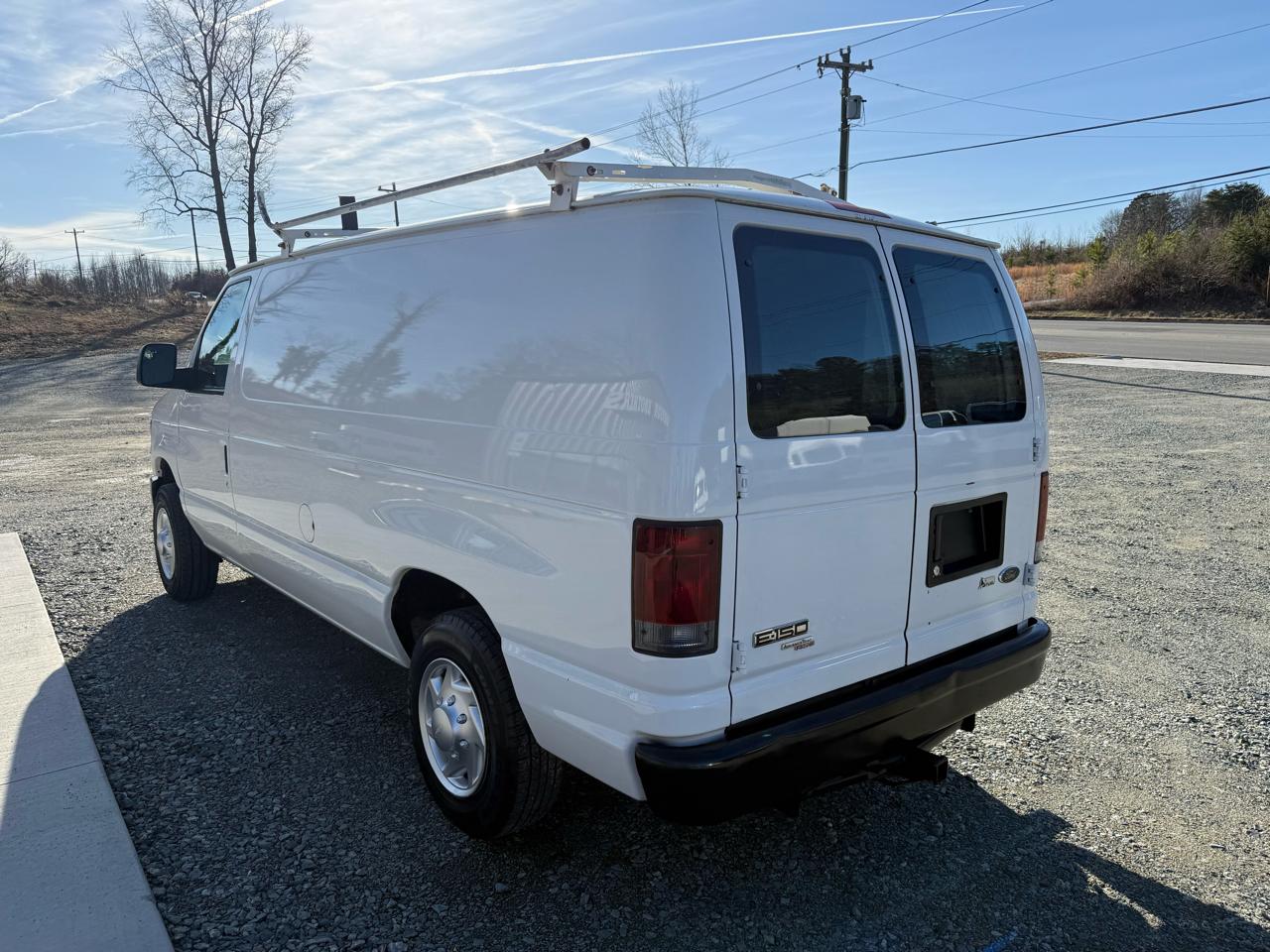 Ford Econoline E-150 2011