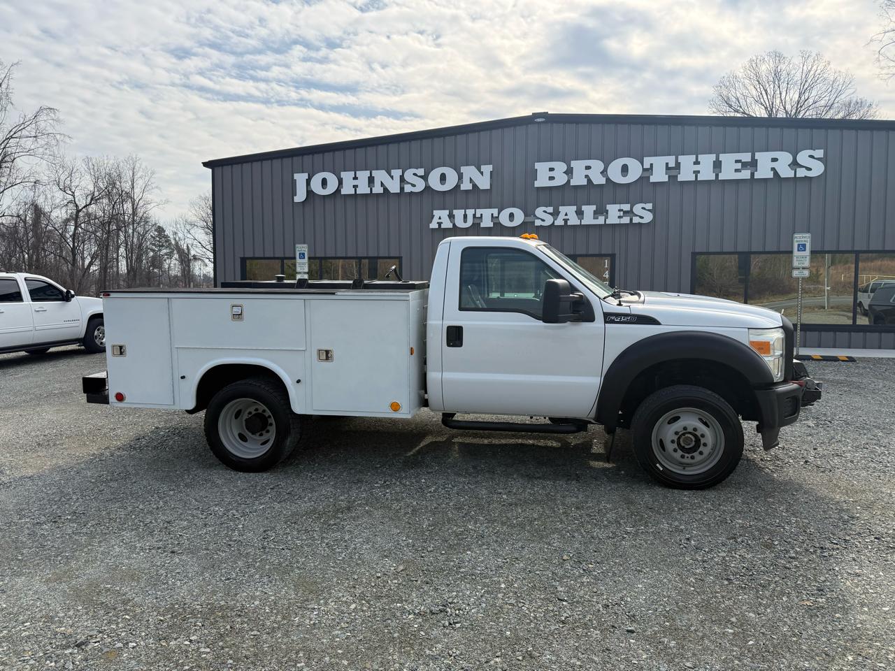 Ford F-450 SD Regular Cab DRW 4WD 2015