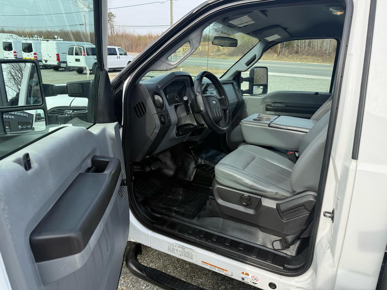 Ford F-450 SD Regular Cab DRW 4WD 2015