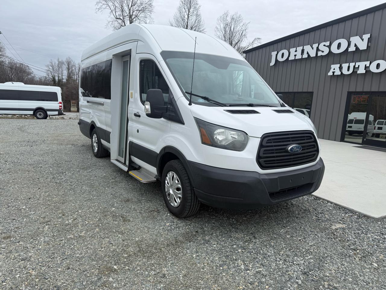 Ford Transit 350 Van High Roof w/Sliding Pass. 148-in. WB EL 2017