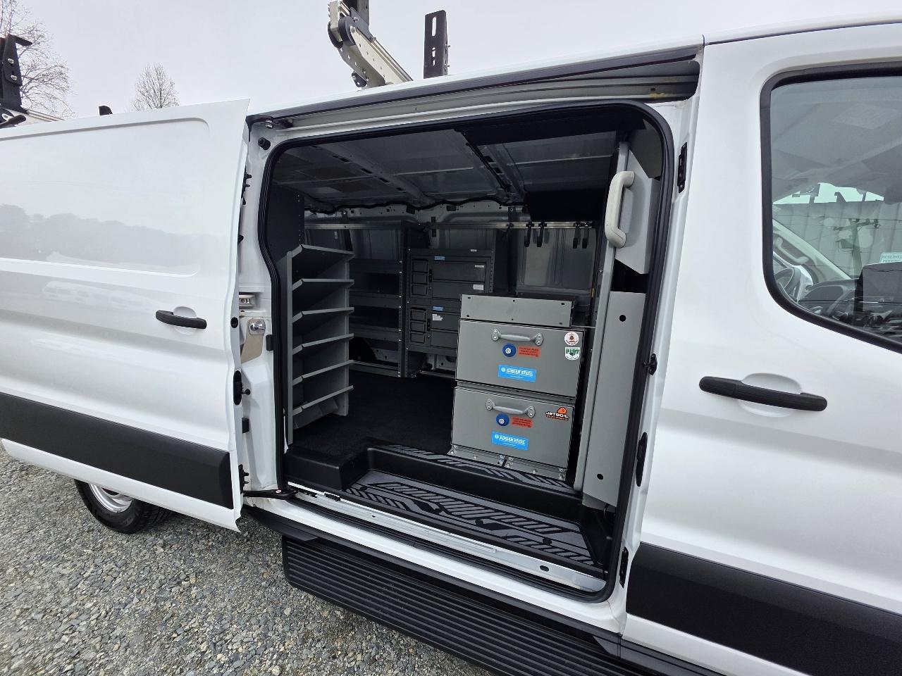 Ford Transit 150 Van Low Roof w/Sliding Pass. 130-in. WB 2020