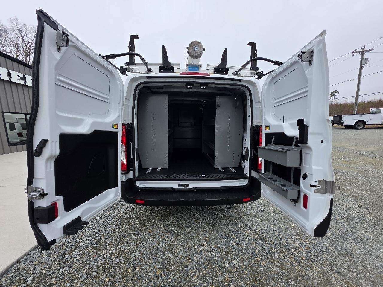 Ford Transit 150 Van Low Roof w/Sliding Pass. 130-in. WB 2020