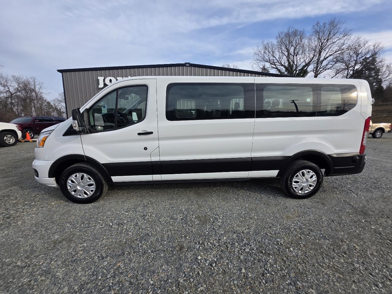 Ford Transit 350 Wagon Low Roof XL w/Sliding Pass. 148-in. WB 2020