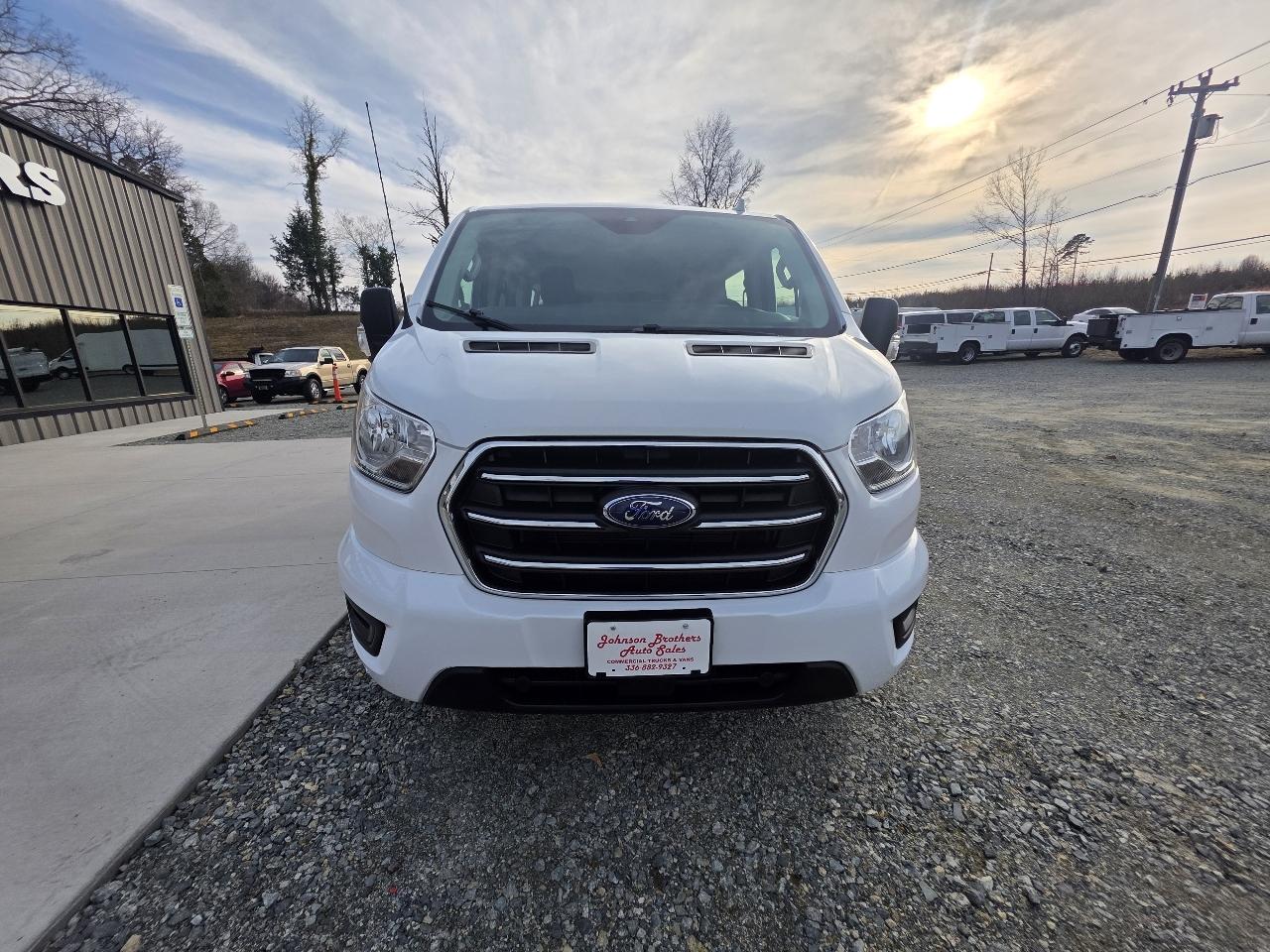 Ford Transit 350 Wagon Low Roof XL w/Sliding Pass. 148-in. WB 2020