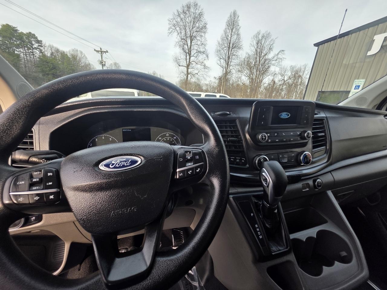 Ford Transit 350 Wagon Low Roof XL w/Sliding Pass. 148-in. WB 2020