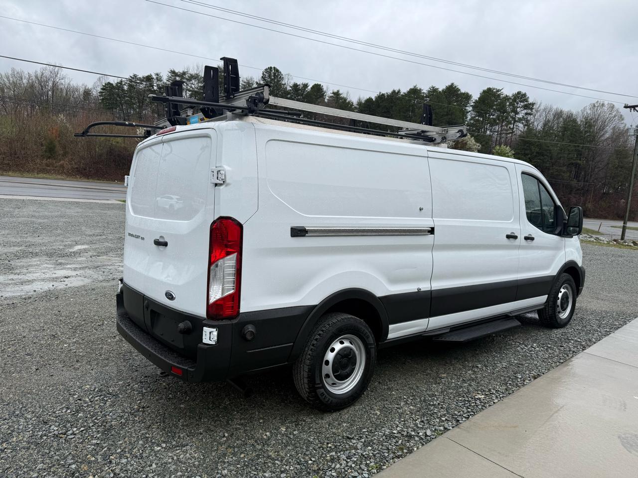 Ford Transit 150 Van Low Roof w/Sliding Pass. 130-in. WB 2020