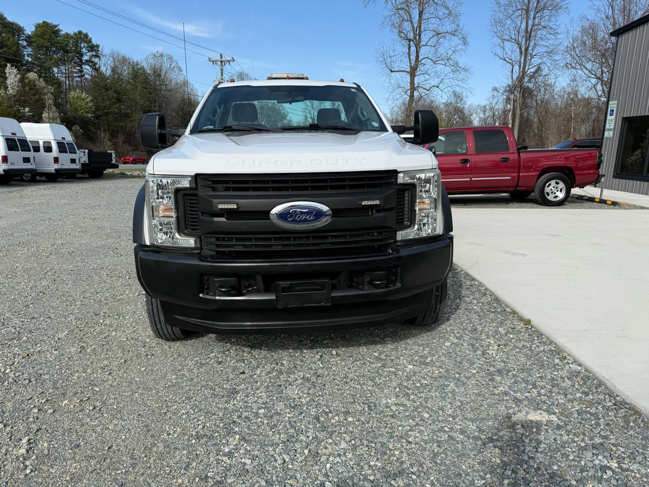 Ford F-550 Regular Cab DRW 4WD 2017