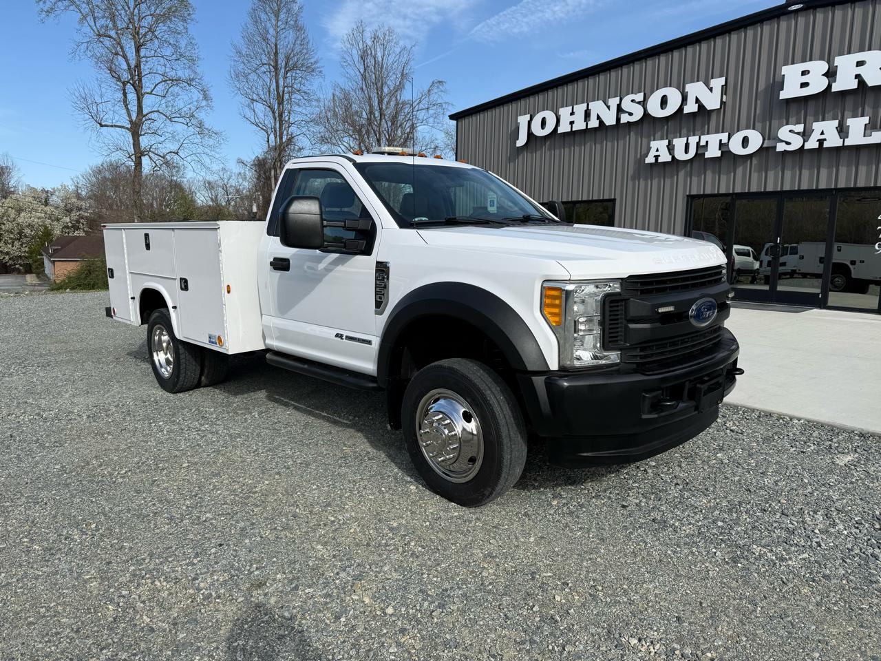 Ford F-550 Regular Cab DRW 4WD 2017
