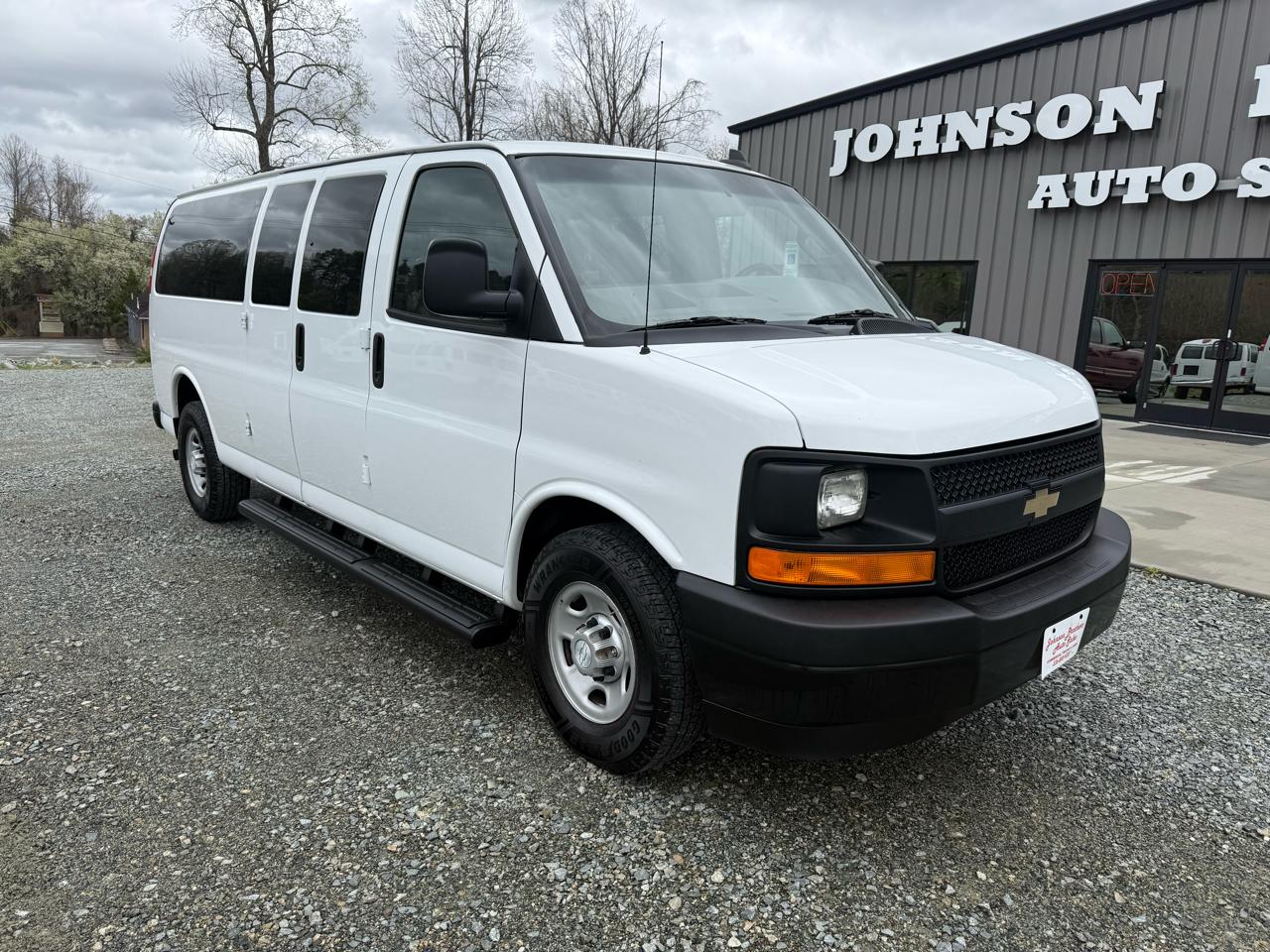 Chevrolet Express LS 3500 Extended 2017