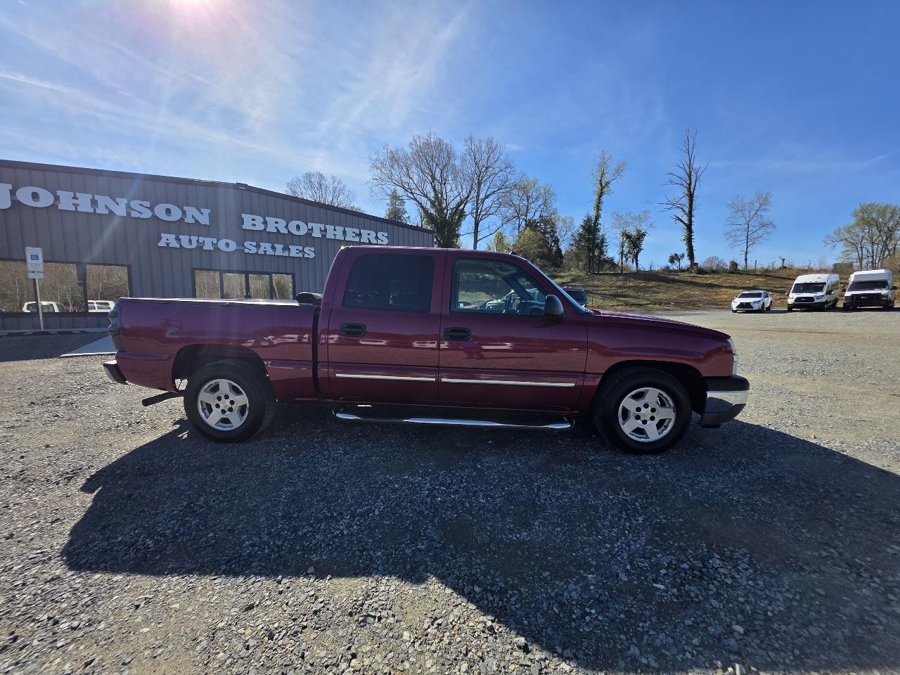 Chevrolet Silverado 1500 2WD Crew Cab 143.5" LS 2005