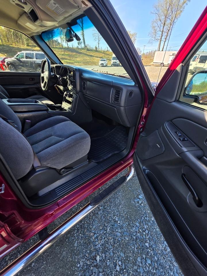 Chevrolet Silverado 1500 2WD Crew Cab 143.5" LS 2005