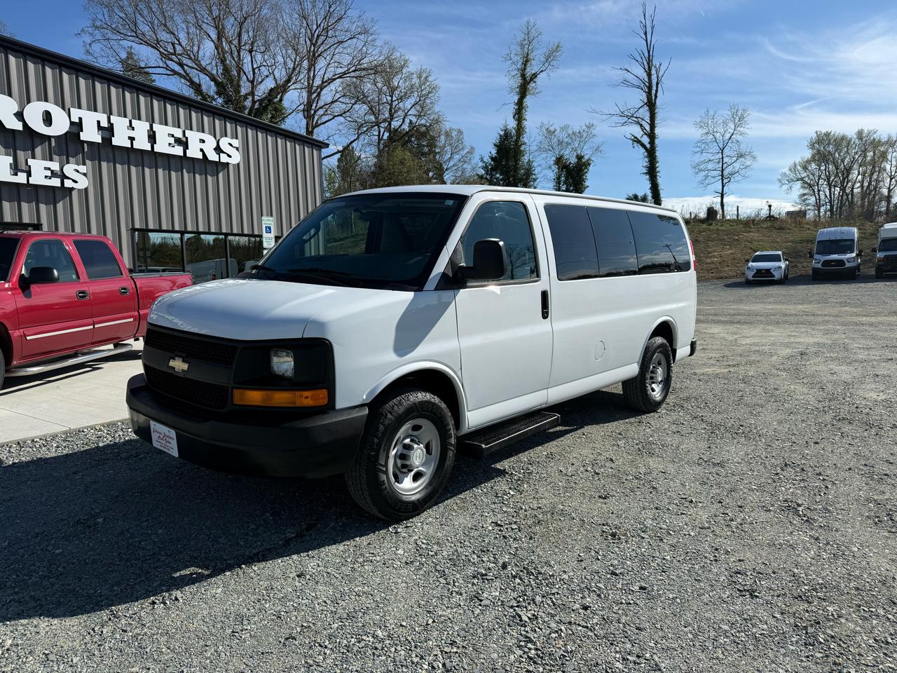 Chevrolet Express LS 3500 2017