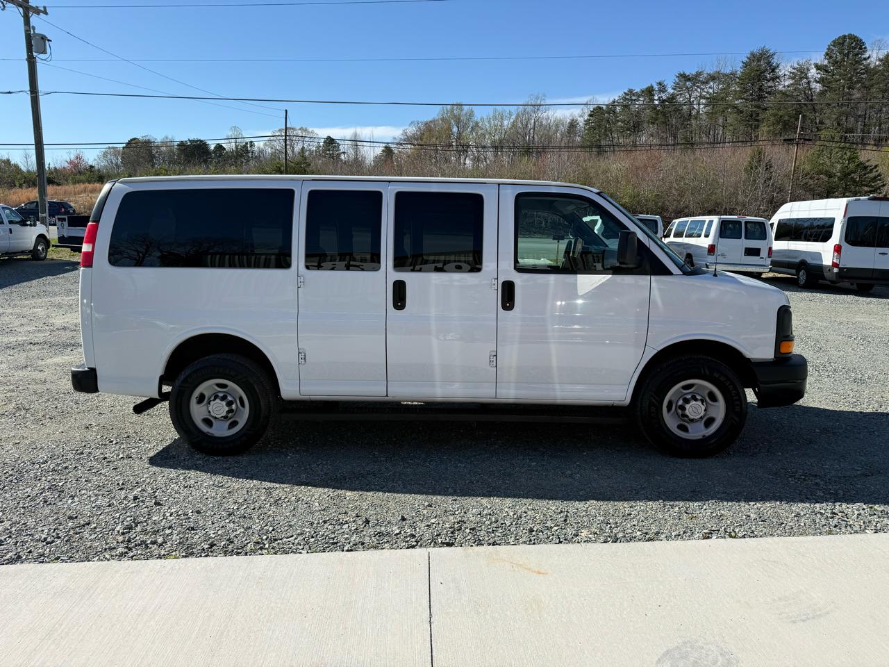 Chevrolet Express LS 3500 2017