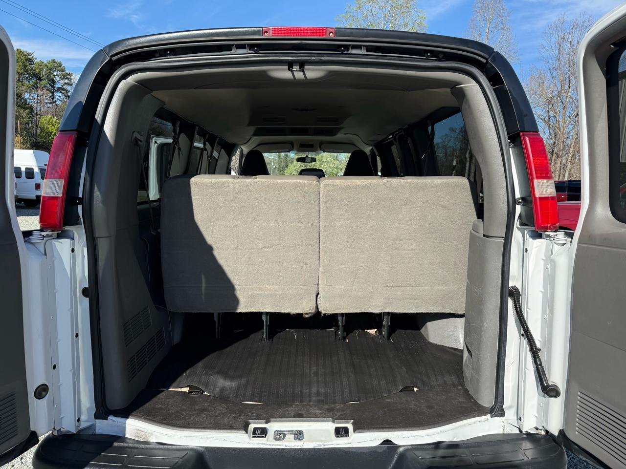 Chevrolet Express LS 3500 2017