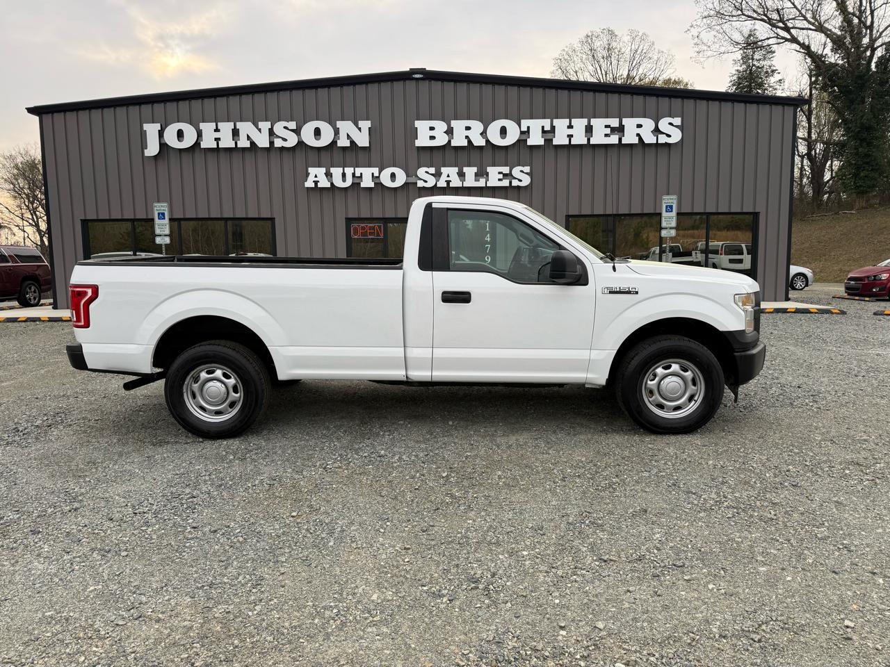 Ford F-150 2WD Reg Cab 126" XL 2017