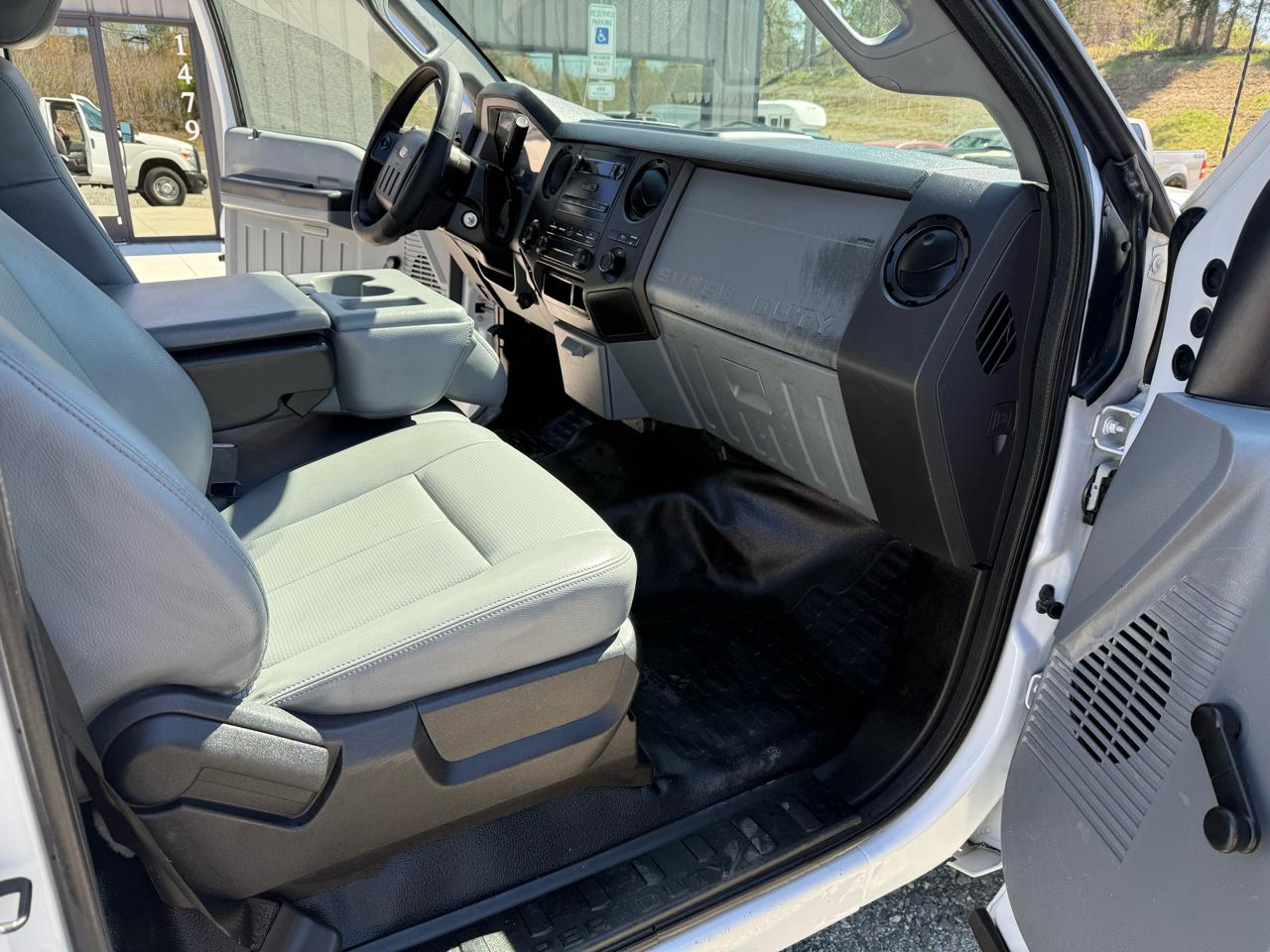 Ford F-250 SD XL 2WD 2012