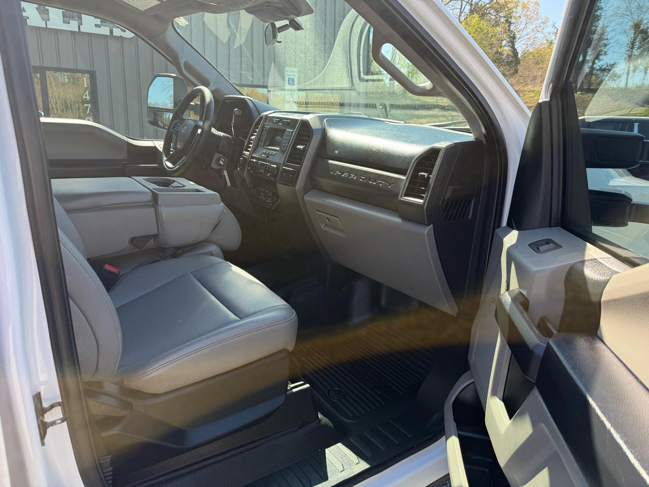 Ford F-250 SD XL Crew Cab 4WD 2021